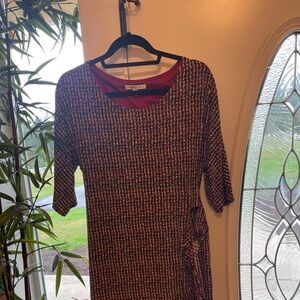 Lovely red/black/emerald green patterned dress in petite large.